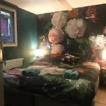 Chalet Kunstenaars Boshuisje Veluwe