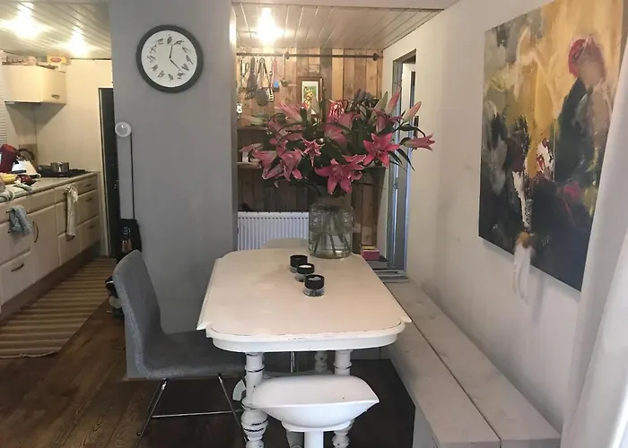 Kunstenaars Boshuisje Veluwe * Hoenderloo