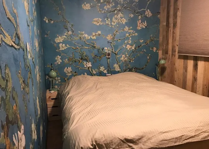 Kunstenaars Boshuisje Veluwe * Hoenderloo